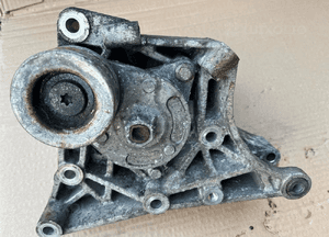 Łapa alternatora YLU500430 Range Rover 3 III LM L322 3.6 TDV6 2