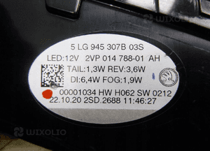Skoda enyaq iv lampa w klapę lewy tył lewa tylna 13