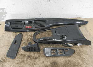 Listwy Dekory Deski Rozdzielczej  Mitsubishi Lancer VII