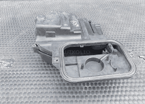 Obudowa 8E1907613D 8E1907355C Oslona Pokrywa Uszczelka Komputer Sterownik Silnika Europa Audi A4 B6 B7 11