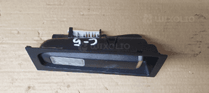 Latarka ładowarka gniazdo bagażnika Citroen C5 III 9685614080 2
