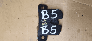 Zamek klapy bagażnika VW Passat B5 Kombi 3B9827505B 1