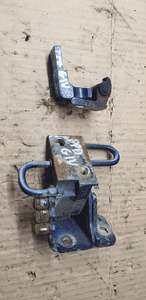 Zawias zawiasy drzwi prawy przód para VW Golf IV 4 4B0831412B 1