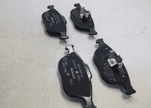 Ford transit connect 1 kolcki hamulcowe przód nowe 4