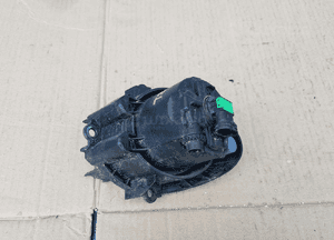 Toyota AVENSIS T27 09-11 halogen kosz prawy 3