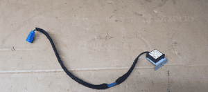 Antena dachowa GPS nawigacji Opel Vivaro B Trafic III 259756260R 1