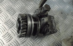 POMPA WSPOMAGANIA + ZBIORNICZEK VW T5 2.5 TDI RADOM 2