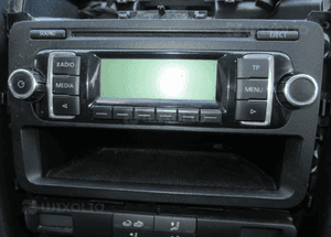 RADIO CD VW GOLF V 5 2