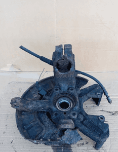 Zwrotnica piasta lewy przód przednia lewa Audi A3 8P 1.6 FSI 5