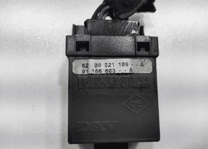 MODUŁ STEROWNIK SZYB RENAULT TRAFIC II VIVARO A 7700822928 8200021109-A 01- 4