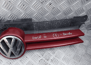 GRILL VW GOLF 4 2