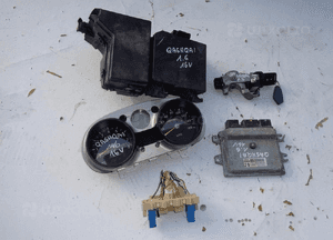Komputer MEC93-600B1 nissan qashqai i 1.6 16V 1
