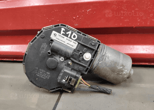 BMW 5 F10 F11 SILNIK SILNICZEK WYCIERACZEK PRZÓD ORYGINAŁ 7272368 BDB 1