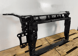 Pas przod przedni wzmocnienie audi Q3 ii 2 83A 83A805594H caly oryginalny 4