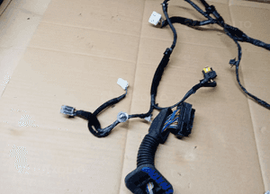 Wiązka instalacja drzwi lewy przód Kia Sportage III 91610-3U320 3