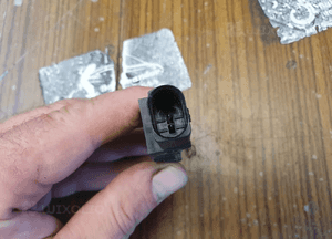 Czujnik 8E0959651 A Uderzenia Czujnik Uderzeniowy Sensor Audi A3 8P A4 B6 B7 A6 C5 13