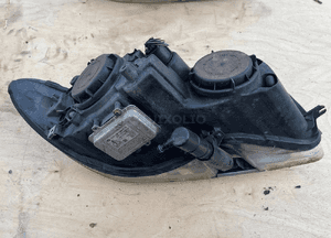 Lampa reflektor przód przednia lewa xenon RHD UK Jaguar XF X250 3