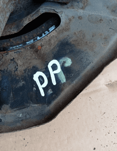 Zwrotnica prawy przód przednia prawa Mercedes W169 2.0 CDI 5