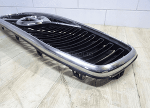 Grill zderzaka volvo V90 przód 8