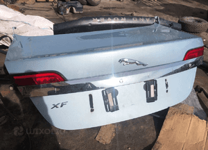 Tylna klapa bagażnika Jaguar XF X250 2