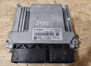 STEROWNIK SILNIKA KOMPUTER BMW E81 E87 E90 E91 2.0D 7811701 0281015042 2