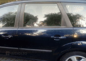 Ford Focus MK2 drzwi tyl  lewe I2 kombi 1