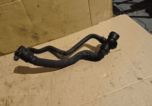 WĄŻ WODY AUDI A4 B7 2.0 TFSI 8E0121049L 1