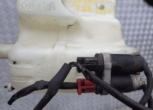 Zbiorniczek spryskiwacza toyota T22 lift radom 2