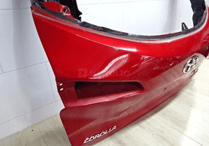 Klapa pokrywa tył toyota corolla E21 kombi 2019- 8