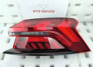 Audi e-tron gt lampa tylna prawa 4J3945092 1
