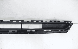 Polestar 2 2020- atrapa kratka środkowa zderzaka przód 31663953 4