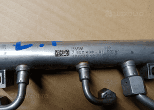 Listwa wtryskowa rurki BMW M5 G30 F90 4.4 V8 7852403 5