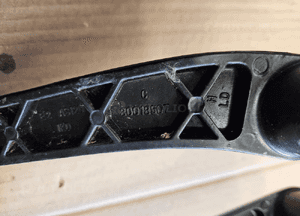 Renault Koleos I ramię wycieraczek przód przednich prawe lewe 3