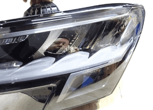 Audi A3 8Y0 19r lewa lampa przód full led 8Y0941011 3