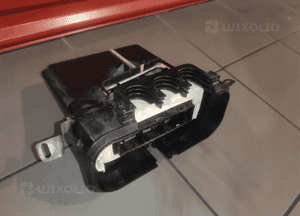 BMW 5 F10 F11 STEROWNIK SILNIKA 3.0D N57 KOMPUTER ECU OBUDOWA ORYGINAŁ 5