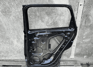Drzwi tyl tylne prawe skoda karoq 575 seat ateca 5