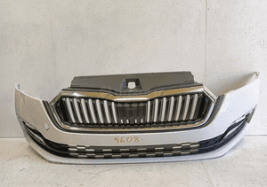 Zderzak przód przedni skoda octavia 4 iv 5E3 2020- 1