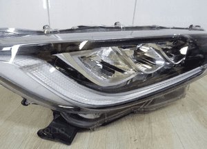 Lampa lewa przód full led toyota yaris iv 20r- EUK0-8 llu 10