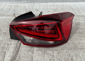 Seat ibiza 5 v lampa tylna lewa led 5D 17- 1