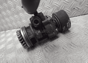 POMPA WSPOMAGANIA 7H0 2,5 TDI 2
