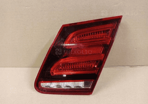 Lampa prawa tylna prawy tył mercedes W212 212 e klasa sedan led lift 12-16R 1