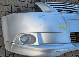 Toyota Avensis T27 zderzak przód przedni grill spojler 2