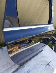 Drzwi prawy tyl volvo V70 iii kompletne w kolor 6