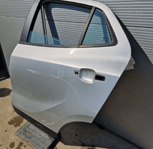Opel mokka x drzwi lewy tył tylne Z176 2