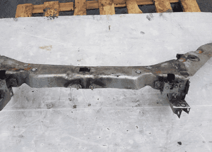Jaguar XF przedni pas wzmocnienie 8X23-10884-A01 4