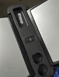 MERCEDES 639  VITO VIANO   stolik   lift  447 5