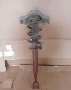 Amortyzator sprężyna przód Audi A4 B7 8E0413031DG 1