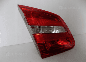 Mercedes W246 - Lampa Tylna w Klapę Lewa - 11856 3