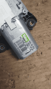 RENAULT CLIO III SILNICZEK TYŁ 53026312 3