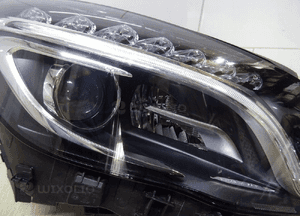 A1569063800 lampa PRAWY PRZOD MERCEDES GLA 4